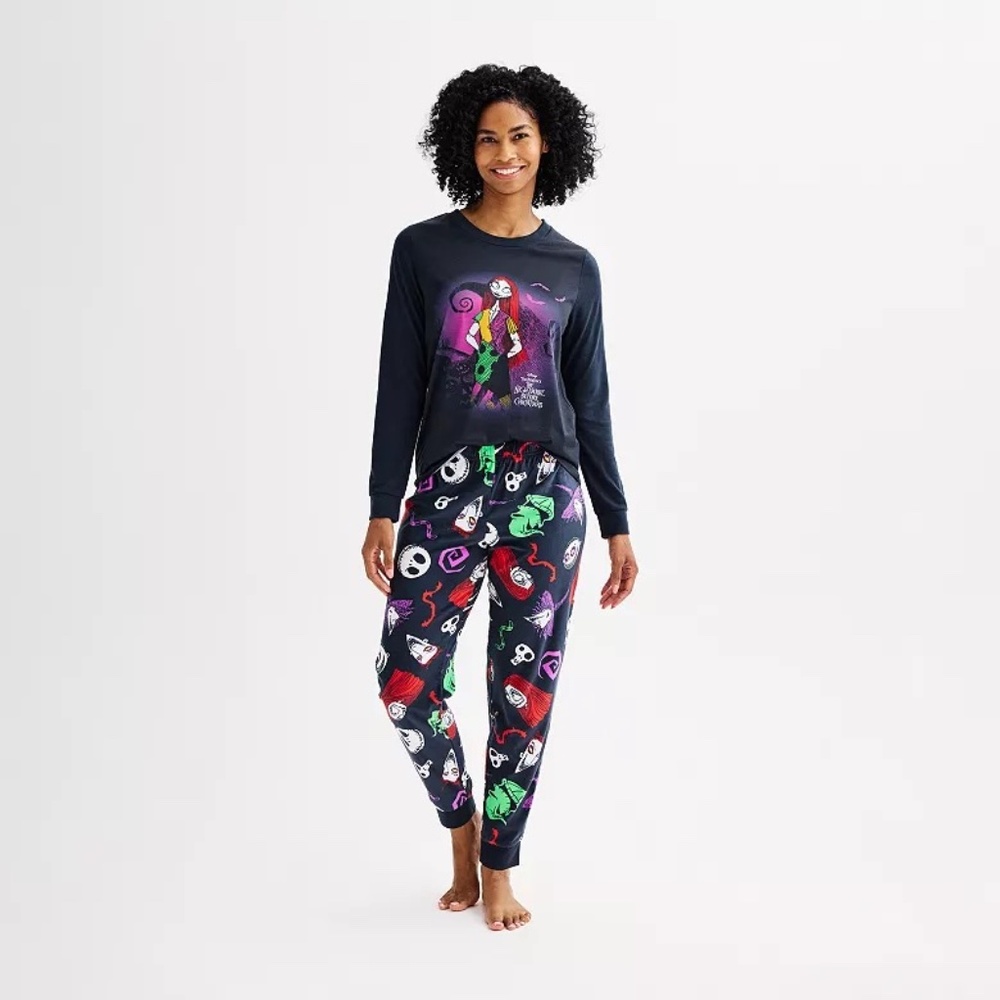 Disney's The Nightmare Before Christmas Women's Pajama Top & Pajama Bottoms‎ Set